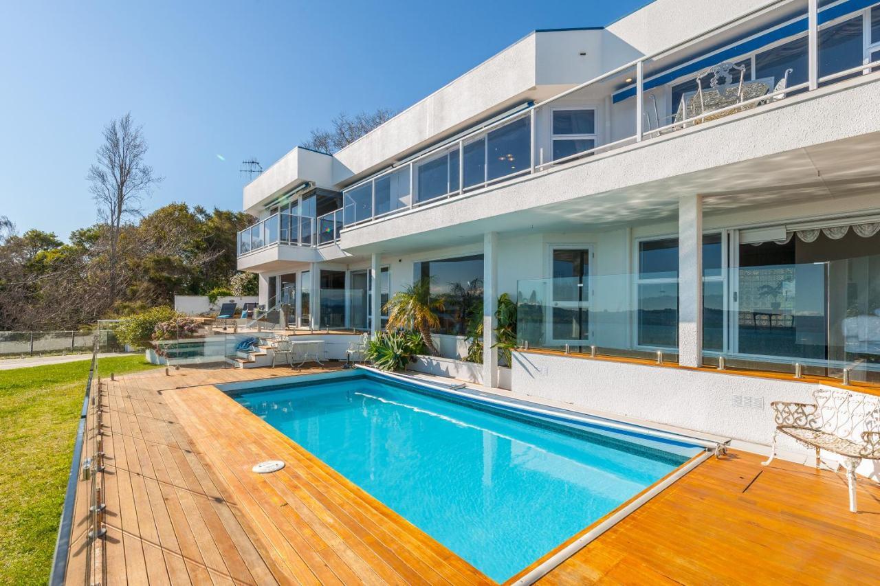 Spectacular Lakefront Home Lac Lac Taupo Extérieur photo