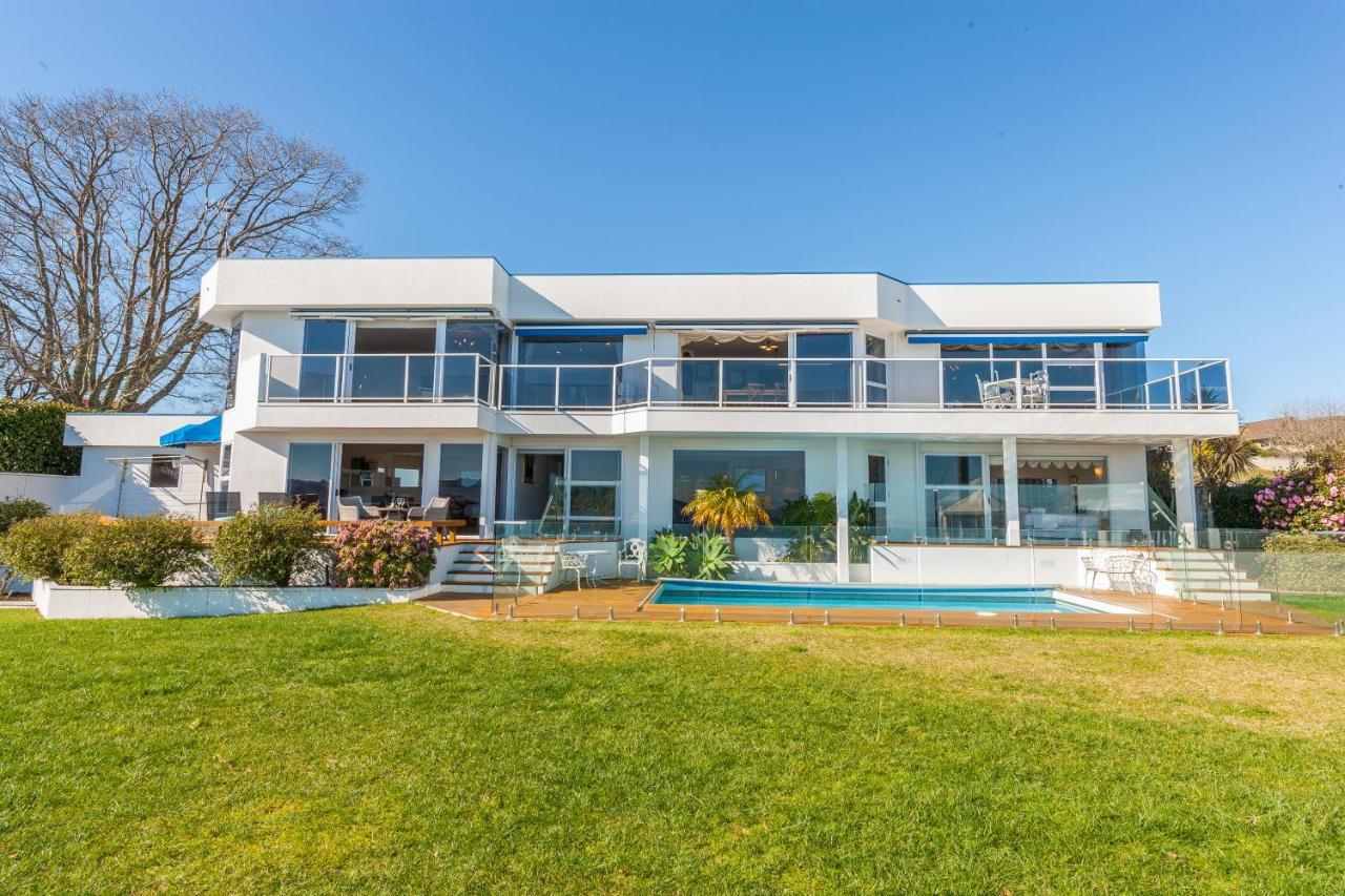 Spectacular Lakefront Home Lac Lac Taupo Extérieur photo